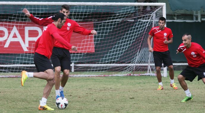 Antalyaspor Torku Konyaspor maçına hazırlanıyor Antalyaspor Torku Konyaspor maçına hazırlanıyor