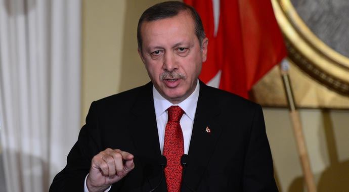 Başbakan Erdoğan&#039;dan yabancı gazeteciye öğrenci evleri tepkisi