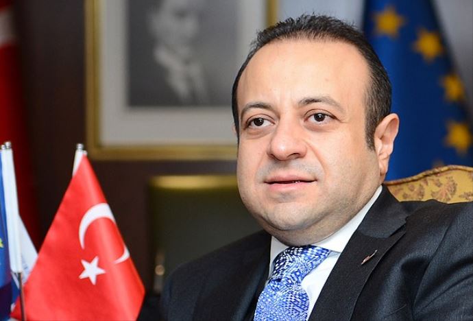 Egemen Bağış, &#039;Türkiye asla oyalanacak bir ülke değil&#039;