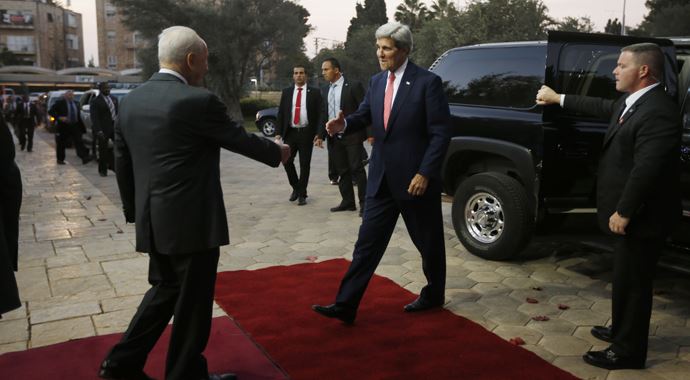 John Kerry Batı Şeria'da John Kerry Batı Şeria'da