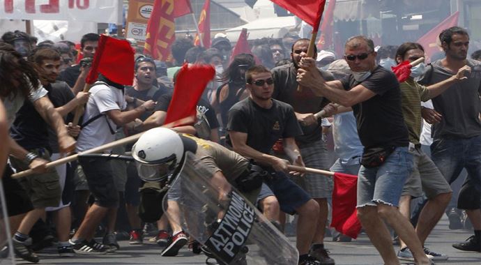 Yunanistan genel greve gidiyor