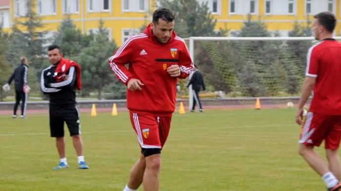 Kayserispor&#039;a Bobo müjdesi