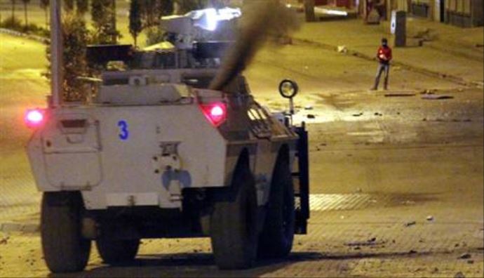 Şırnak&#039;ta barikat kuran maskeli gruba polis müdahalesi