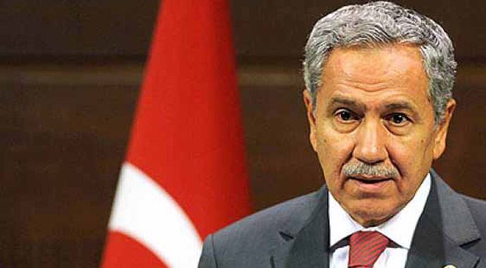 Bülent Arınç, 'Zarar gören taraf hep kızlar oluyor' Bülent Arınç, 'Zarar gören taraf hep kızlar oluyor'
