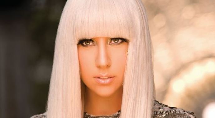 Lady Gaga uzayda şarkı söyleyecek Lady Gaga uzayda şarkı söyleyecek
