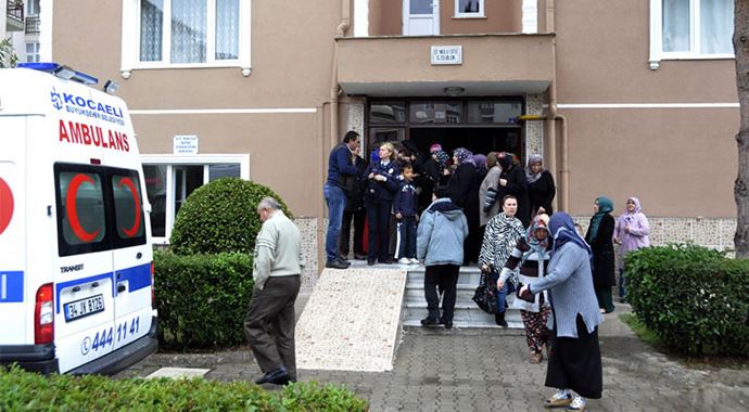 Kocaeli'de bir polis memuru canına kıydı Kocaeli'de bir polis memuru canına kıydı