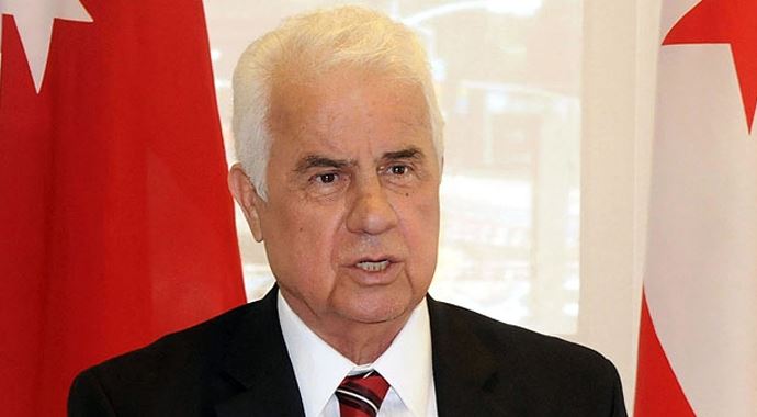 Derviş Eroğlu, 'Türk tarafı müzakereye hazır' Derviş Eroğlu, 'Türk tarafı müzakereye hazır'
