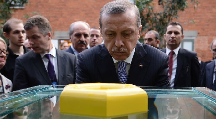 Başbakan Erdoğan enerji şirketini ziyaret etti