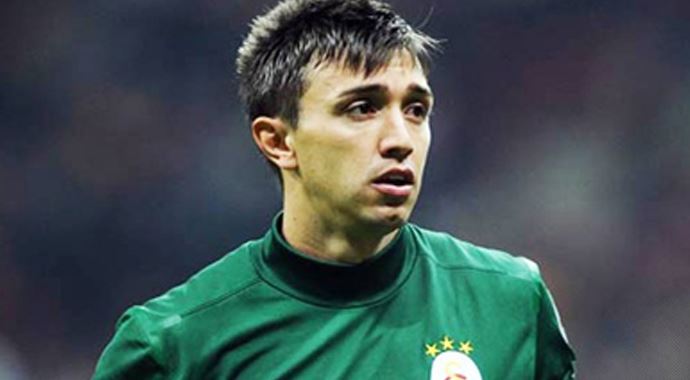 Muslera derbide yok