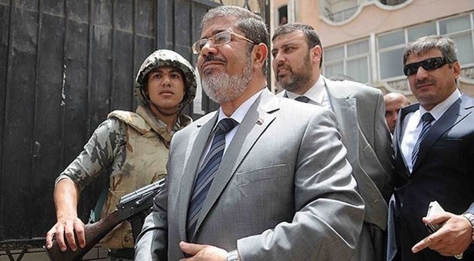 Muhammed Mursi ailesi ile görüştü Muhammed Mursi ailesi ile görüştü