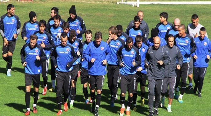 Karabükspor, Çaykur Rizespor mesaisinde