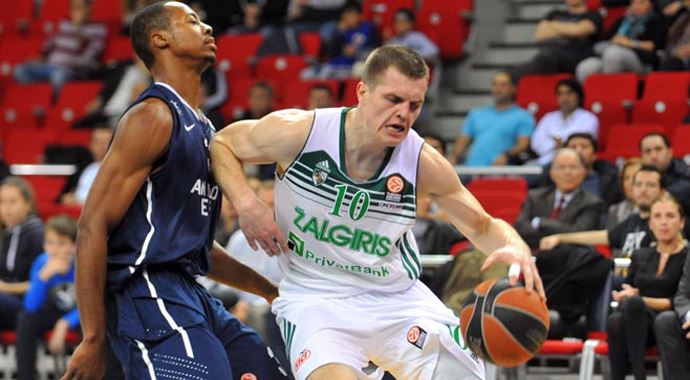 Anadolu Efes 72, Zalgris Kaunas 61 Anadolu Efes 72, Zalgris Kaunas 61