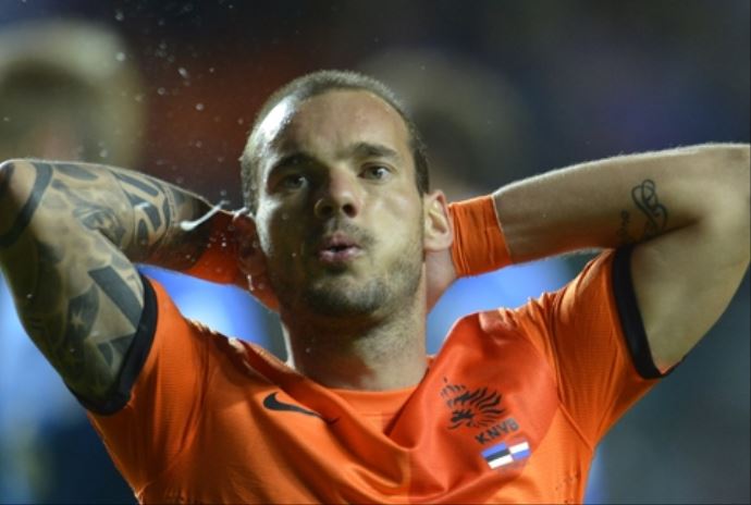 Van Gaal, 'O oyuncu Sneijder'den daha ayrıcalıklı' Van Gaal, 'O oyuncu Sneijder'den daha ayrıcalıklı'