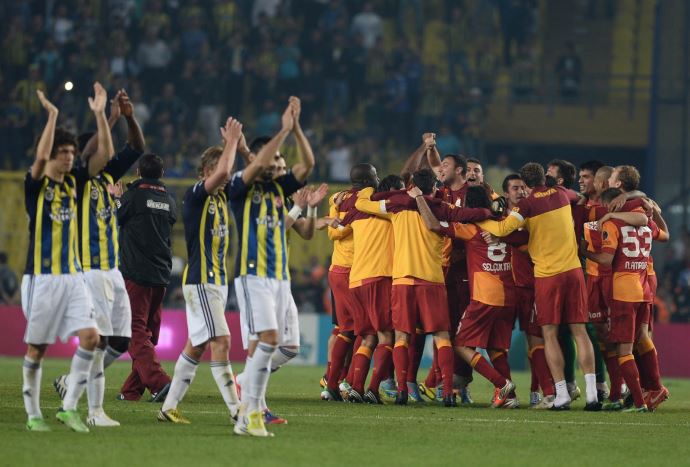 Yanal galip gelemiyor, Cimbom Kadıköy'de gülemiyor