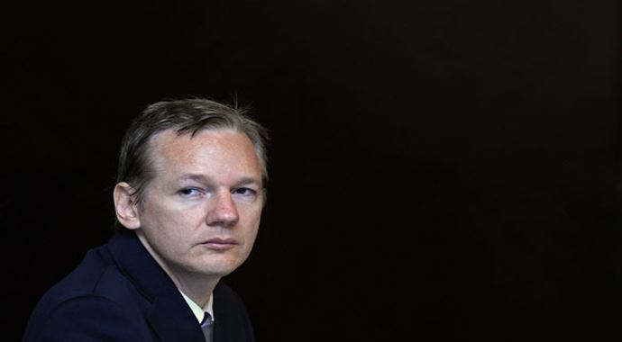 Assange 30 yıl Ekvador Büyükelçiliği'nde kalabilir