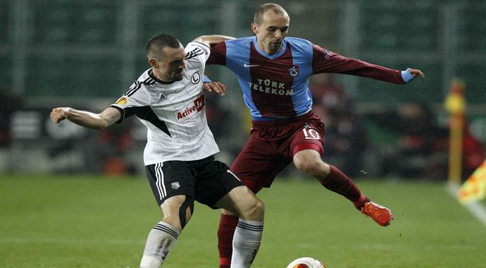 Adrian hedef gösterdi Adrian hedef gösterdi