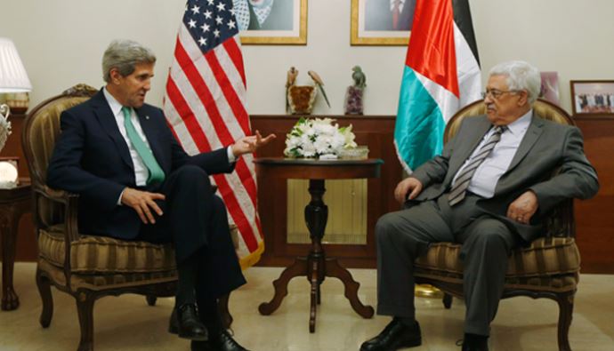 John Kerry ve Mahmud Abbas görüşmesinde 'gerginlik' John Kerry ve Mahmud Abbas görüşmesinde 'gerginlik'