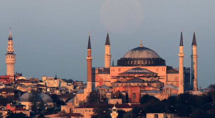 MHP'li vekilden Ayasofya için kanun teklifi