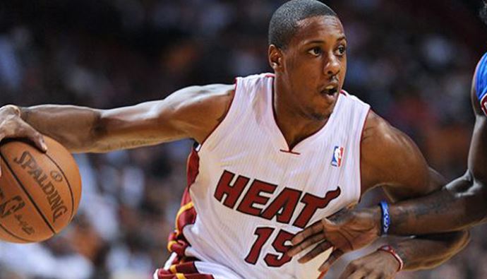 Mario Chalmers'a 'sert perdeleme'den 15 bin dolar ceza Mario Chalmers'a 'sert perdeleme'den 15 bin dolar ceza