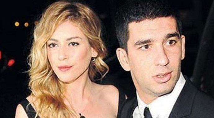 Düğün yine ertelendi, işte nedeni Düğün yine ertelendi, işte nedeni
