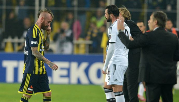 Meireles'in kırmızı kart cezası 'ağır' olacak Meireles'in kırmızı kart cezası 'ağır' olacak