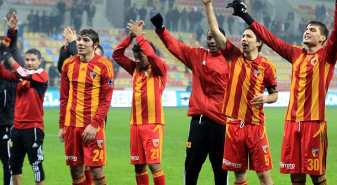 Kayserispor'da beraberlik üzüntüsü Kayserispor'da beraberlik üzüntüsü