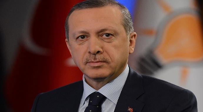 Başbakan Erdoğan Emre Uslu'ya dava açtı Başbakan Erdoğan Emre Uslu'ya dava açtı