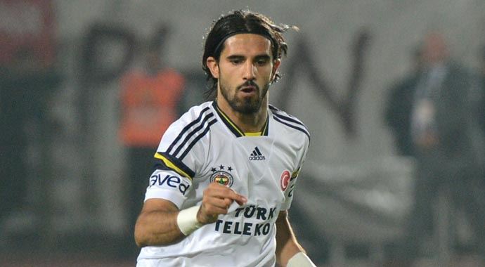 Fenerbahçe'de Alex'in boşluğunu Alper Potuk doldurdu Fenerbahçe'de Alex'in boşluğunu Alper Potuk doldurdu