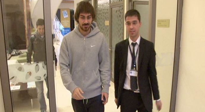 Veli Kavlak, 'Meireles hareketi bilerek yapmadı ve özür diledi' Veli Kavlak, 'Meireles hareketi bilerek yapmadı ve özür diledi'