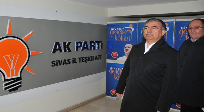 İsmet Yılmaz'dan 'fişleme' açıklaması İsmet Yılmaz'dan 'fişleme' açıklaması