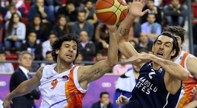 Anadolu Efes 81, Mersin Büyükşehir Belediyesi 76 Anadolu Efes 81, Mersin Büyükşehir Belediyesi 76