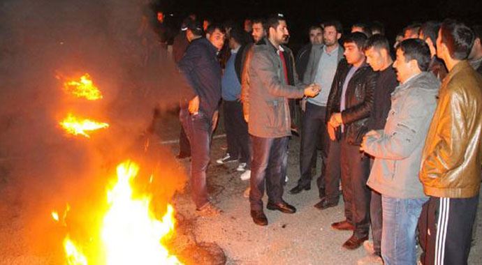 Siverek'te elektrik protestosu Siverek'te elektrik protestosu