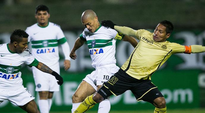 Eski Fenerbahçeliler, Coritiba&#039;yı taşıdı