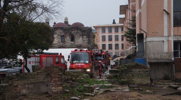 Sultanahmet&#039;teki eski İstanbul Adliyesi&#039;nde yangın