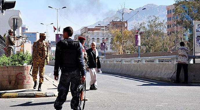 Yemen'de çatışma, 7 ölü, 20 yaralı Yemen'de çatışma, 7 ölü, 20 yaralı