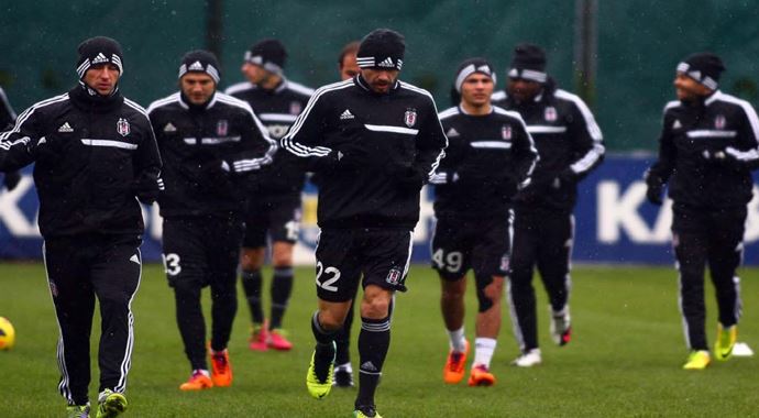 Beşiktaş&#039;ta bir sakatlık daha