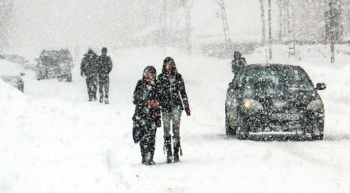 İstanbul'da kar kalınlığı 30 santimi bulacak İstanbul'da kar kalınlığı 30 santimi bulacak