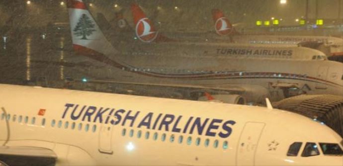 Atatürk Havalimanı'nda kriz masası Atatürk Havalimanı'nda kriz masası