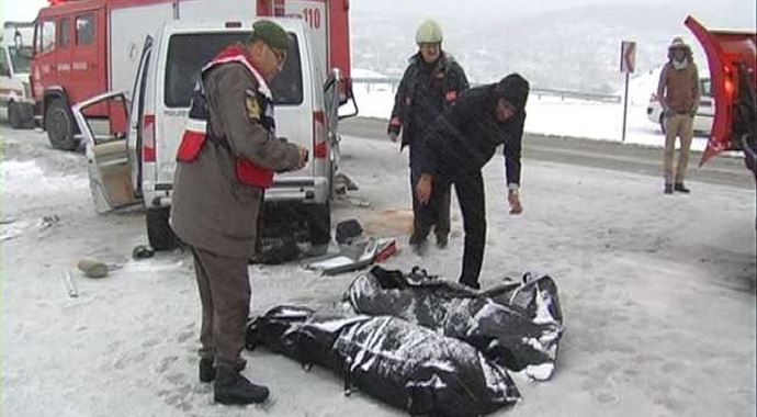 İstanbul'da kar bilançosu, 208 kaza, 5 ölü, İstanbul'da kar bilançosu, 208 kaza, 5 ölü,