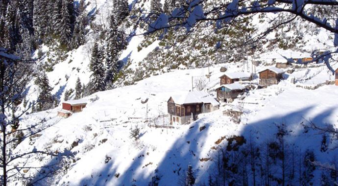 Rize Ayder Yaylası'nda 2 İsrailli dağcı kayboldu Rize Ayder Yaylası'nda 2 İsrailli dağcı kayboldu
