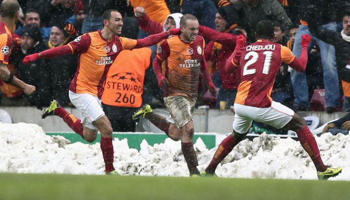 Cimbom &#039;Çizme&#039;yi aştı