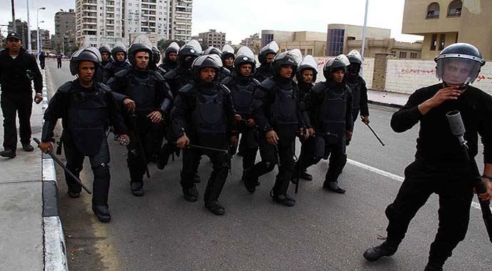 Mısır&#039;daki operasyonlarda 80 kişi gözaltına alındı