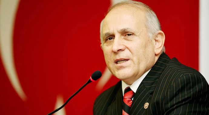 Burhan Kuzu'dan Mustafa Balbay yorumu Burhan Kuzu'dan Mustafa Balbay yorumu