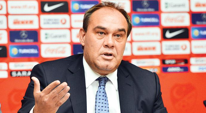 Yıldırım Demirören'e 'en kötü' unvanı Yıldırım Demirören'e 'en kötü' unvanı