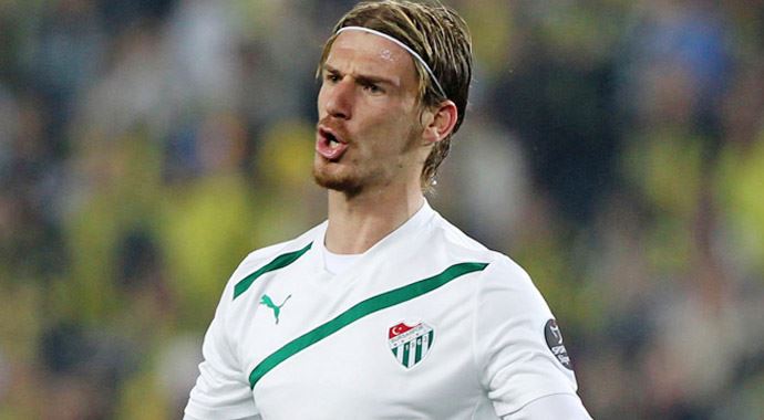 Galatasaray, Serdar Aziz için gözünü karattı Galatasaray, Serdar Aziz için gözünü karattı