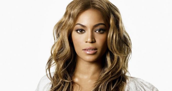 Beyonce'dan yeni albüm içim iTunes sürprizi Beyonce'dan yeni albüm içim iTunes sürprizi