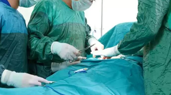 Böbreğinden 248 taş çıktı 