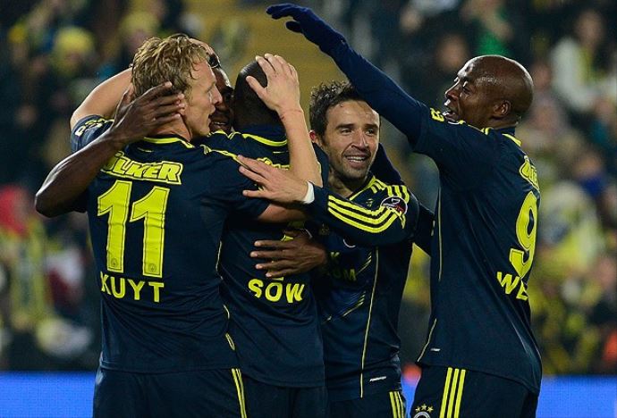 Fenerbahçe farklı yendi, İşte maçtan özetler