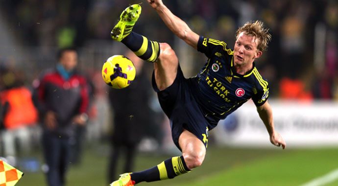 Mete Kalkavan 4.golü Dirk Kuyt'a yazdı Mete Kalkavan 4.golü Dirk Kuyt'a yazdı