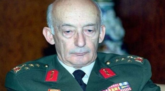 Teoman Koman hayatını kaybetti, Teoman Koman Kimdir 14 Aralık Teoman Koman hayatını kaybetti, Teoman Koman Kimdir 14 Aralık